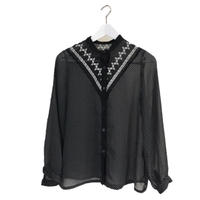 monotone design shirt