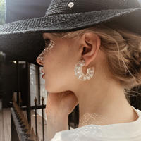 pearl in clear pierce
