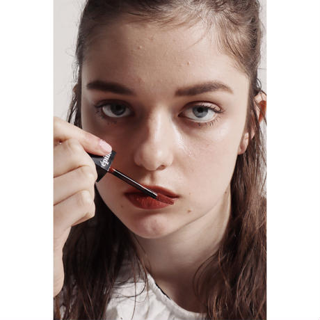 épine matte liquid rouge；TEDDY BEAR