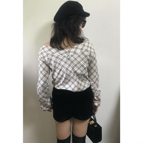 Burberry check V neck  tops