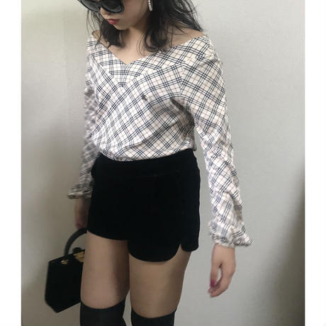 Burberry check V neck  tops