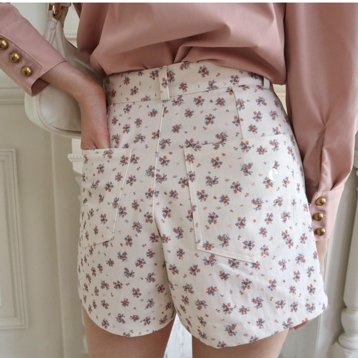 é embroidey flower short pants | épine